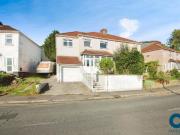 6 bedroom semi detached house to rent