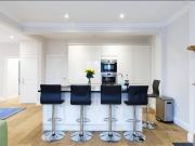 6 bedroom semi detached house to rent