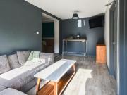 6 bedroom semi detached house to rent