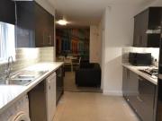 6 bedroom semi detached house to rent