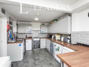 6 bedroom semi detached to rent Gedling Grove,...