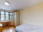 6 bedroom semidetached house for rent in Ferndene Road...