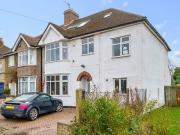 6 bedroom semidetached house for sale in Headley Way...