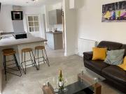 6 Bedroom Terraced House