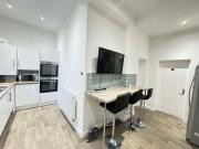 6 Bedroom Terraced House