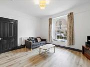 6 Bedroom Terraced House