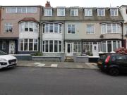 6 Bedroom Terraced House