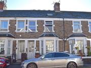 6 Bedroom Terraced House