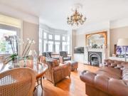 6 Bedroom Terraced House