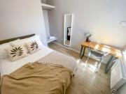 6 Bedroom Terraced House