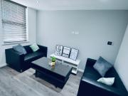 2 bedroom house share for rent in 19 Birstall Road,...