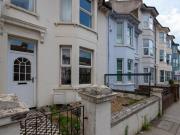 6 bedroom terraced house for rent in Beaconsfield Road,...