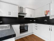 6 bedroom terraced house for rent in Bedford Park,...