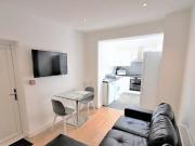 6 bedroom terraced house for rent in Brailsford Road...