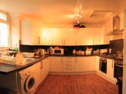 6 bedroom terraced house for rent in Hill Park Crescent,...