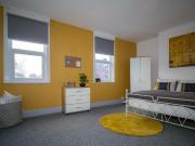 6 bedroom terraced house for rent in Hinckley Road,...