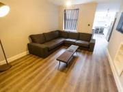 6 bedroom terraced house for rent in Jubilee Drive,...