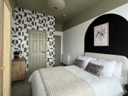 6 bedroom terraced house for rent in Ladysmith Road,...