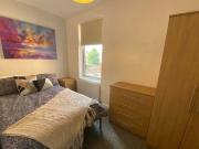 6 bedroom terraced house for rent in London Road...