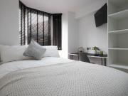 6 bedroom terraced house for rent in Newland Street...