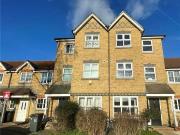 6 bedroom terraced house for rent in Nightingale Shott...