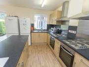 6 bedroom terraced house for rent in Sir Henry Parkes...