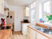 6 bedroom terraced house for rent in Teignmouth Road,...