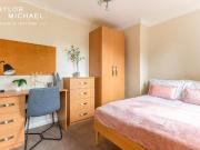 6 bedroom terraced house for rent in The Crescent,...