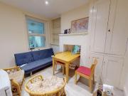 6 bedroom terraced house for rent in Trinity Street,...