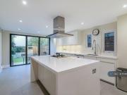 6 bedroom terraced house for rent in Wandsworth Bridge...
