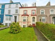 6 bedroom terraced house for sale
