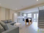 6 bedroom terraced house for sale