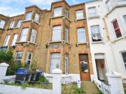 6 bedroom terraced house for sale