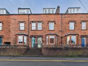 6 bedroom terraced house for sale