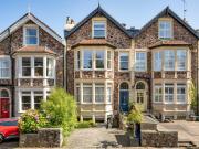 6 bedroom terraced house for sale