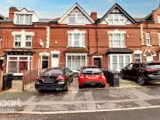 6 bedroom terraced house for sale