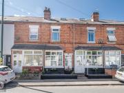 6 bedroom terraced house for sale