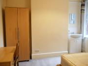 6 bedroom terraced house for sale in Hythe Road, BN1