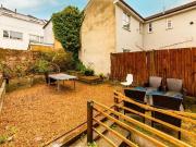 6 bedroom terraced house for sale in Lewes Road,...