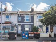 6 bedroom terraced house for sale in Lewes Road,...
