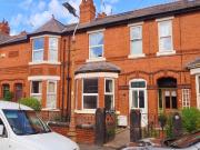 6 bedroom terraced house for sale in Newry Park,...
