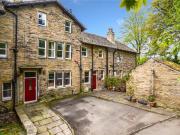 6 bedroom terraced house for sale in Woodside Lane,...