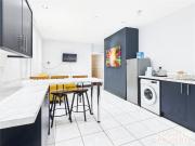 6 bedroom Terraced House to rent