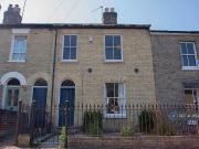 6 bedroom terraced house to rent
