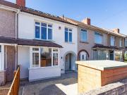6 bedroom terraced house to rent