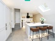 6 bedroom terraced house to rent