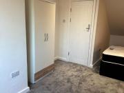 6 bedroom terraced house to rent
