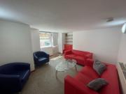 6 bedroom terraced house to rent