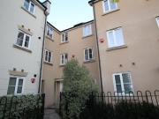6 bedroom terraced house to rent