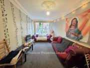 6 bedroom terraced house to rent